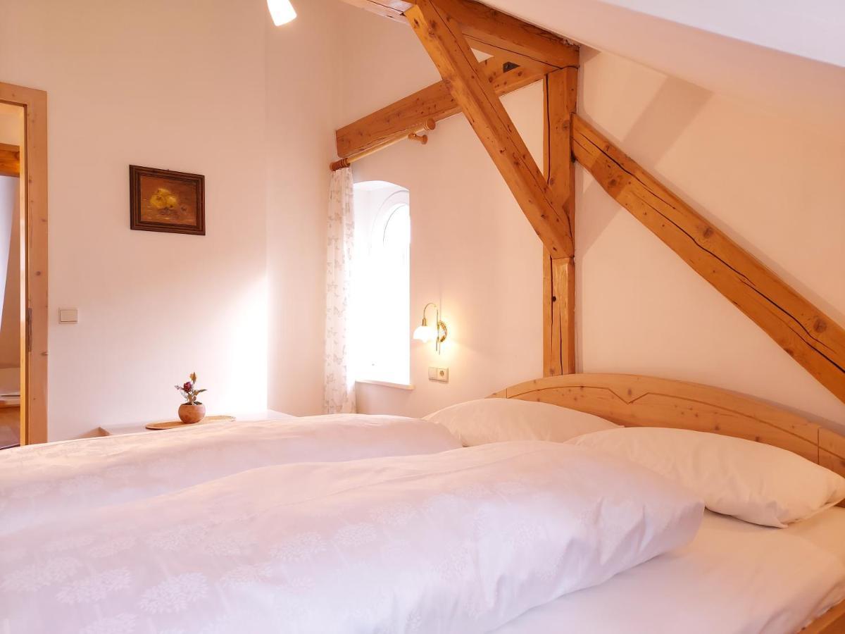 Residence Zum Theater Colle Isarco Bagian luar foto