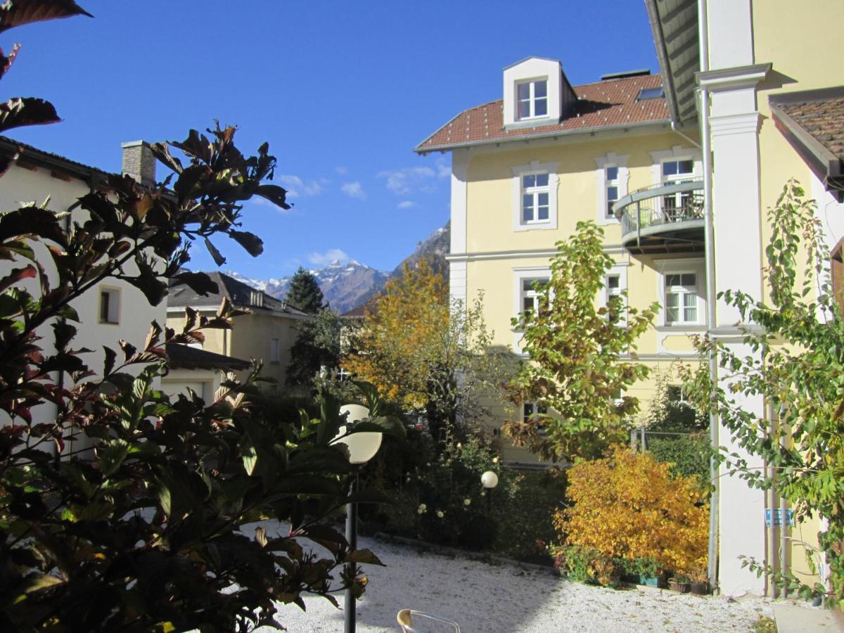Residence Zum Theater Colle Isarco Bagian luar foto